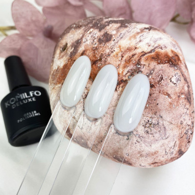 Камуфлююча база для нігтів Komilfo Milky White Intense Base New Formula, 15 мл 