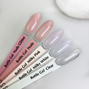 Рідкий гель для нігтів з пензликом Komilfo Bottle Gel Milky White, 15 мл 