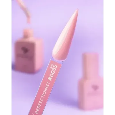 Камуфлююча база Dnka Cover Base #0035 Perfectionist, 30 мл